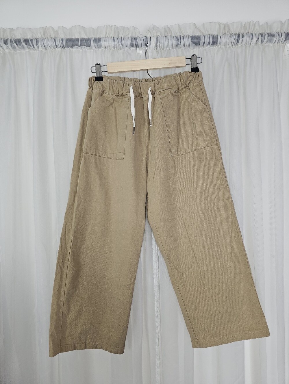 3.3 Field Trip Tan Wide Leg Drawstring Utility Cropped Pants Size Small